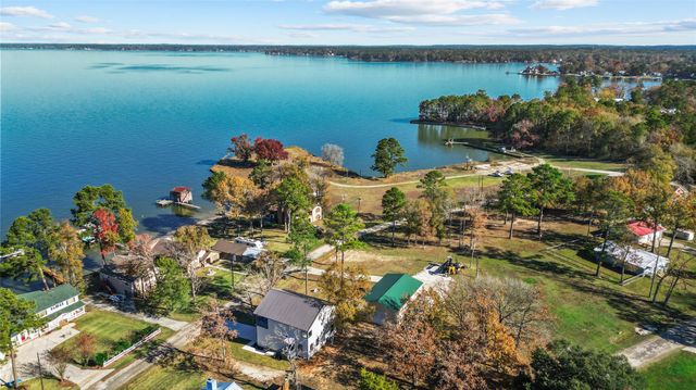 186 Lazy Lane, Livingston, TX 77351