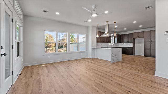 186 Lazy Lane, Livingston, TX 77351