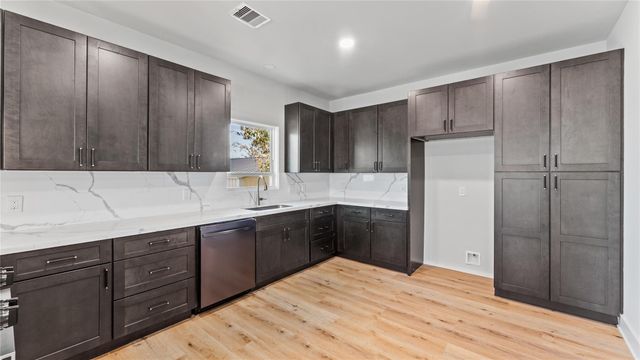 186 Lazy Lane, Livingston, TX 77351