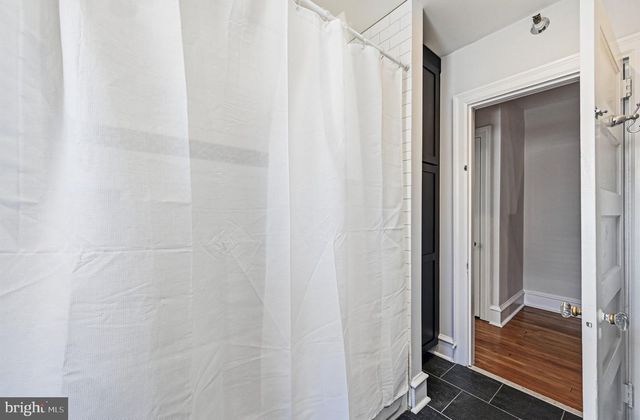 32 W MONTGOMERY AVE, Ardmore, PA 19003