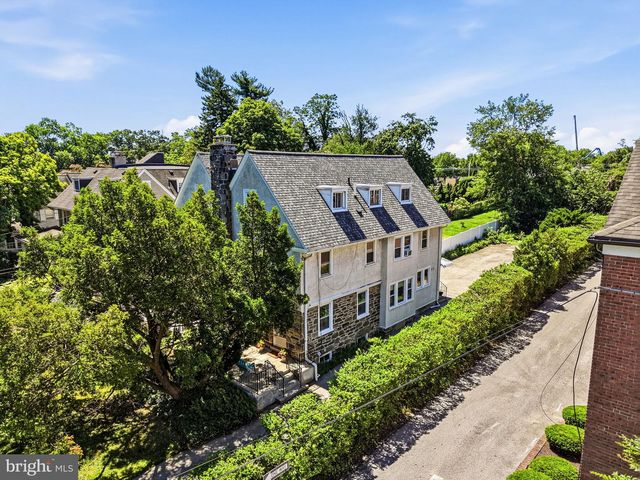 32 W MONTGOMERY AVE, Ardmore, PA 19003