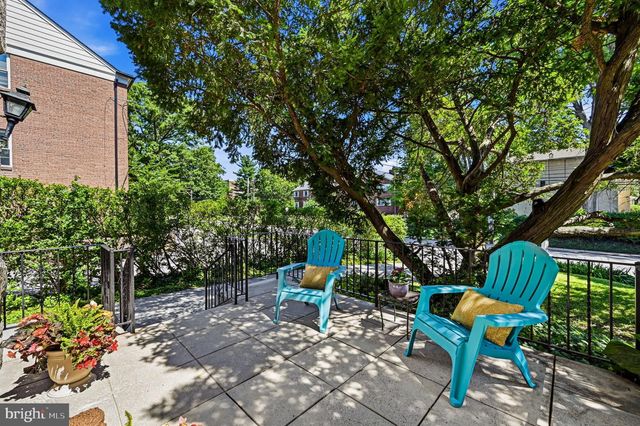 32 W MONTGOMERY AVE, Ardmore, PA 19003