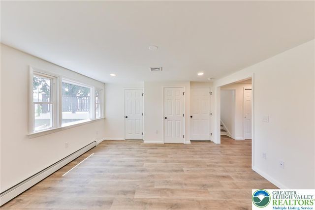 4830 Kernsville Road, South Whitehall Twp, PA 18069