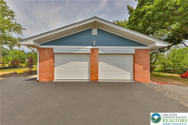 4830 Kernsville Road, South Whitehall Twp, PA 18069