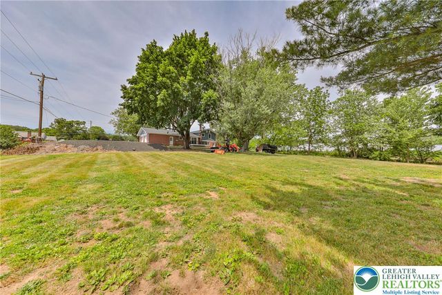 4830 Kernsville Road, South Whitehall Twp, PA 18069