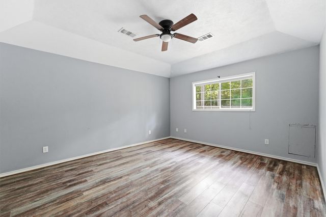 6 Lost Forest, Trinity, TX 75862