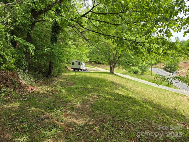 TBD Banks Creek Road, Burnsville, NC 28714