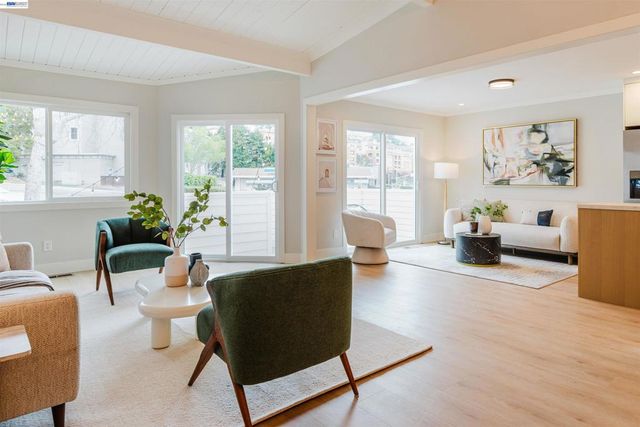 2206 Archdale Ct, South San Francisco, CA 94080