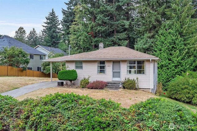 15031 78th Ave NE, Kenmore, WA 98028