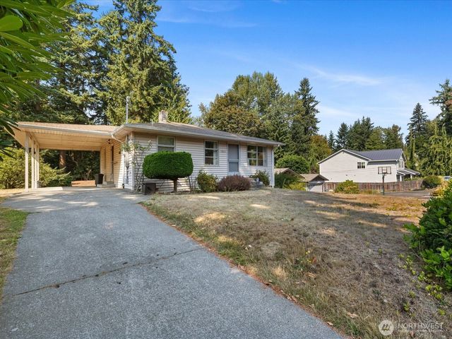 15031 78th Ave NE, Kenmore, WA 98028