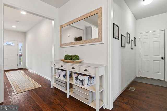 13 ALDERWOOD WAY, Lancaster, PA 17601