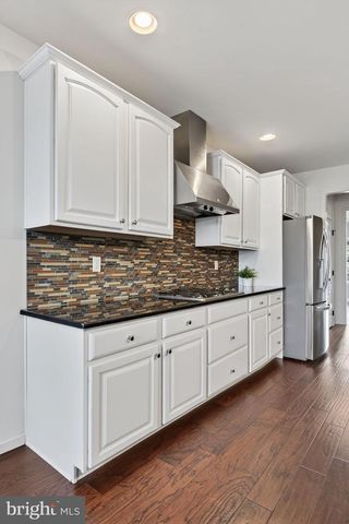 13 ALDERWOOD WAY, Lancaster, PA 17601