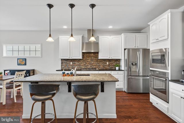 13 ALDERWOOD WAY, Lancaster, PA 17601