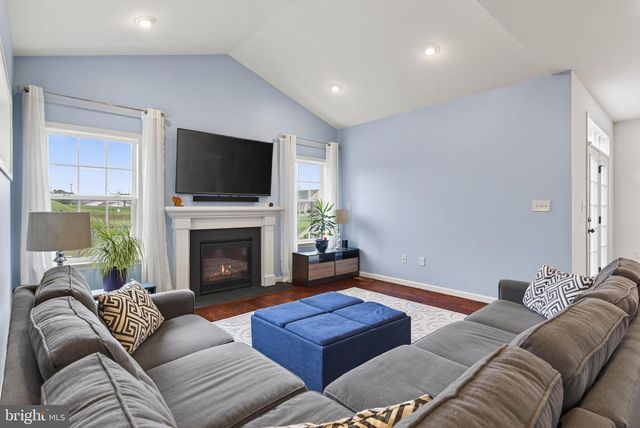 13 ALDERWOOD WAY, Lancaster, PA 17601