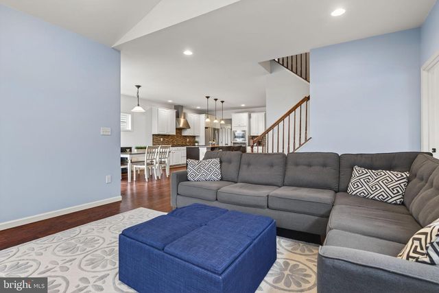 13 ALDERWOOD WAY, Lancaster, PA 17601