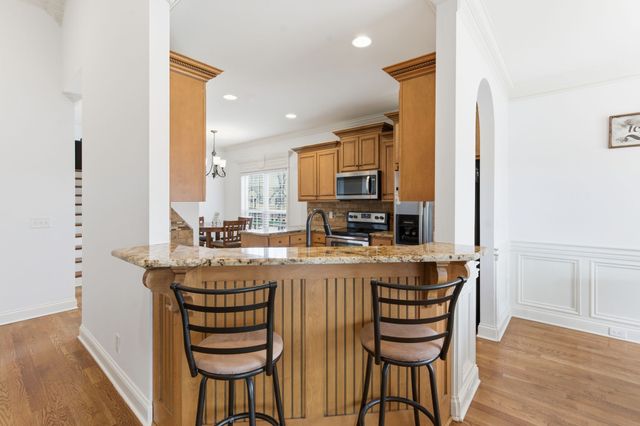 716 Farmington Dr, Lebanon, TN 37087