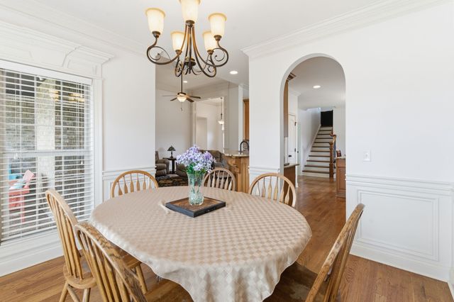 716 Farmington Dr, Lebanon, TN 37087