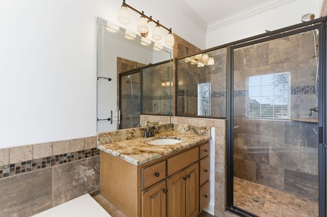 716 Farmington Dr, Lebanon, TN 37087