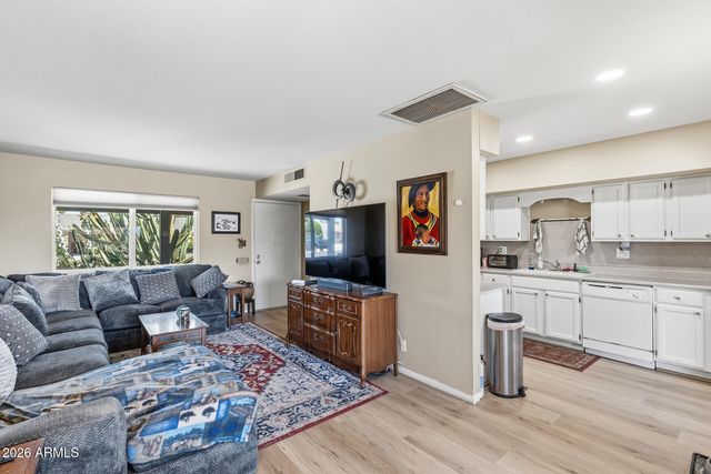 12482 N AUGUSTA Drive, Sun City, AZ 85351