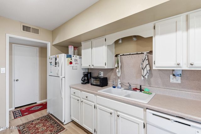 12482 N AUGUSTA Drive, Sun City, AZ 85351