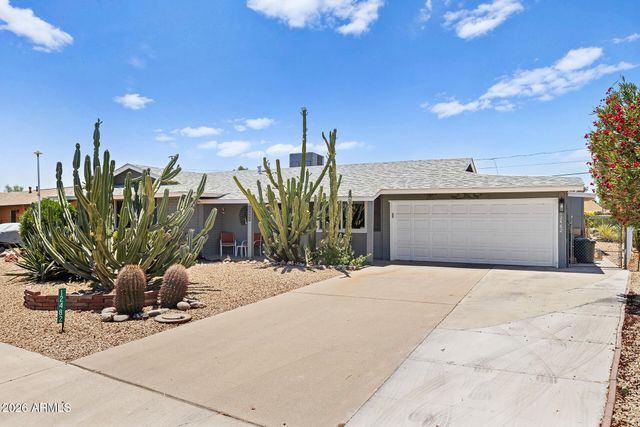 12482 N AUGUSTA Drive, Sun City, AZ 85351