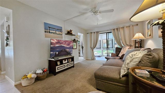 21 MID PINES CIRCLE, Palm Coast, FL 32137