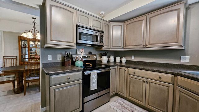 21 MID PINES CIRCLE, Palm Coast, FL 32137