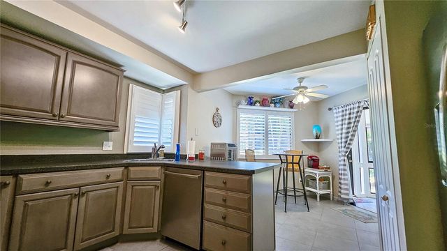 21 MID PINES CIRCLE, Palm Coast, FL 32137