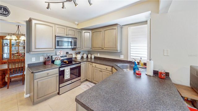 21 MID PINES CIRCLE, Palm Coast, FL 32137