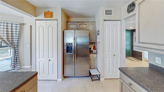 21 MID PINES CIRCLE, Palm Coast, FL 32137