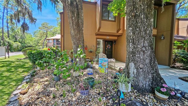 21 MID PINES CIRCLE, Palm Coast, FL 32137