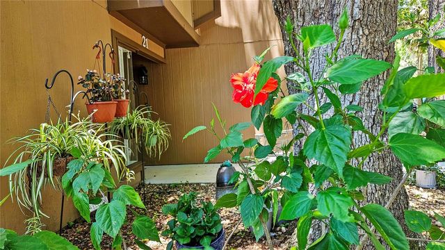 21 MID PINES CIRCLE, Palm Coast, FL 32137