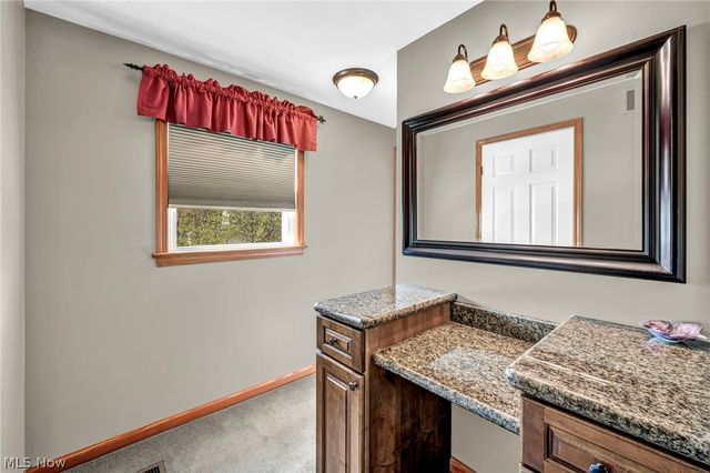 14194 Pine Lakes Drive, Strongsville, OH 44136