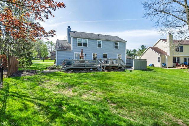 14194 Pine Lakes Drive, Strongsville, OH 44136