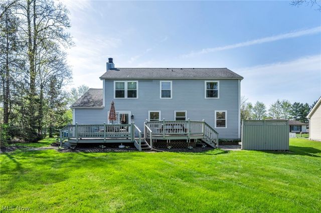 14194 Pine Lakes Drive, Strongsville, OH 44136