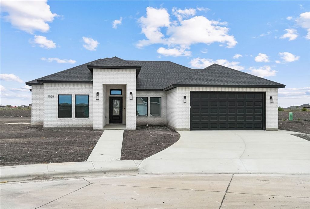 1525 Aegon, Corpus Christi, TX 78415 — photo 2