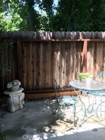 4337 Rhodes Avenue, Studio City, CA 91604