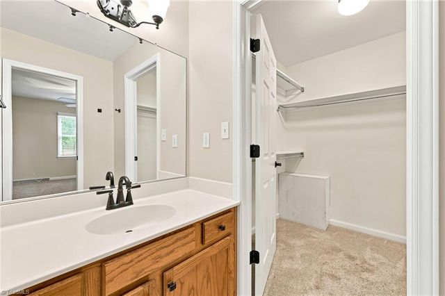 4404 Eagles Nest Drive, Winston-salem, NC 27127