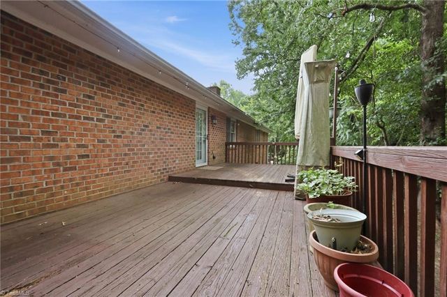 4404 Eagles Nest Drive, Winston-salem, NC 27127