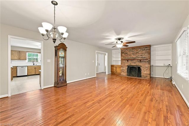 4404 Eagles Nest Drive, Winston-salem, NC 27127