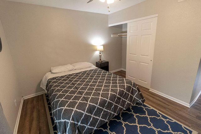 105 N GARTH AVE 45, Columbia, MO 65203