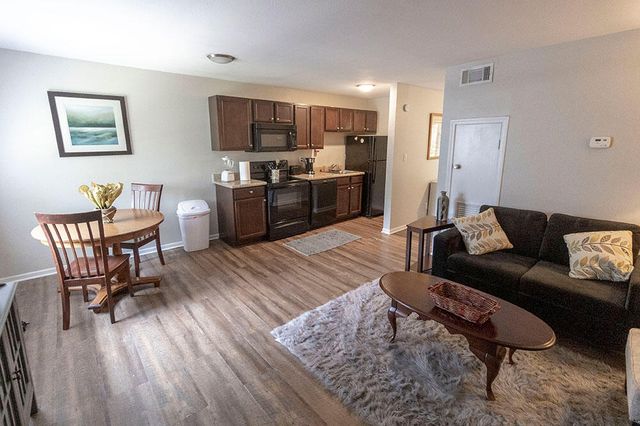 105 N GARTH AVE 45, Columbia, MO 65203