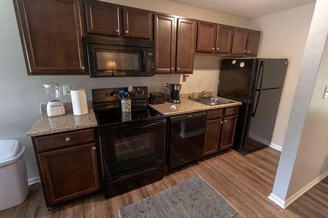 105 N GARTH AVE 45, Columbia, MO 65203