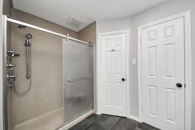 8014 Green Devon Drive, Houston, TX 77095