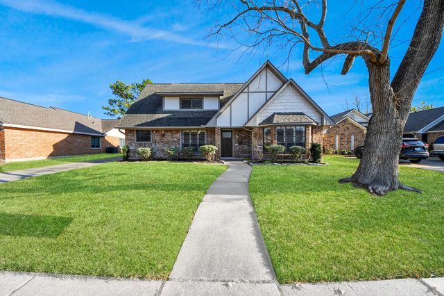 8014 Green Devon Drive, Houston, TX 77095