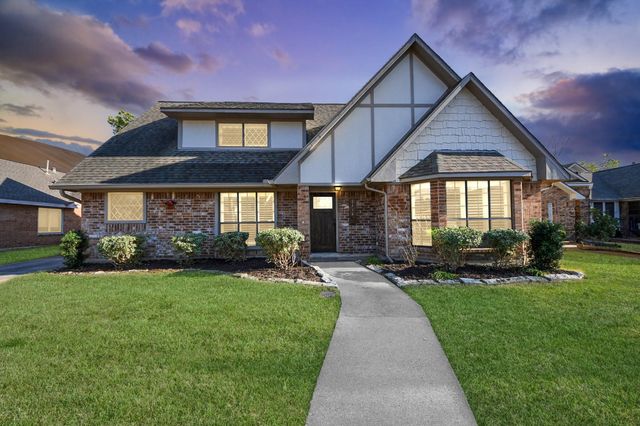 8014 Green Devon Drive, Houston, TX 77095