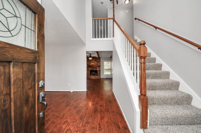 8014 Green Devon Drive, Houston, TX 77095