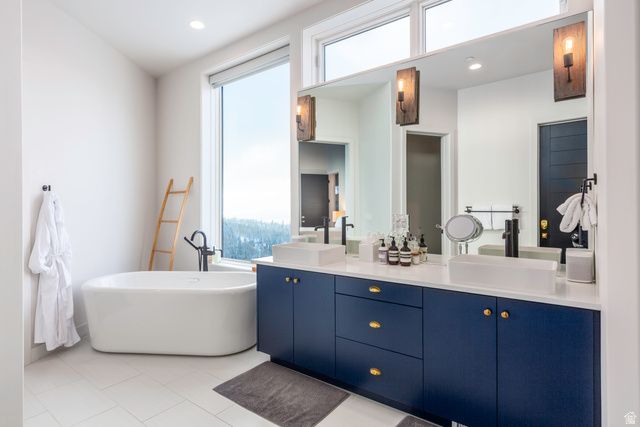 8452 E SPRING RD, Eden, UT 84310