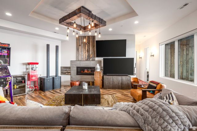 8452 E SPRING RD, Eden, UT 84310