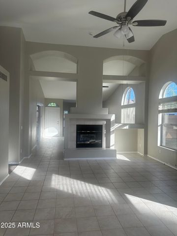 1755 W ASPEN Avenue, Gilbert, AZ 85233